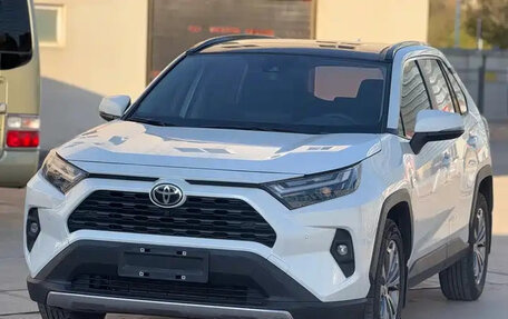 Toyota RAV4, 2024 год, 3 860 004 рублей, 3 фотография