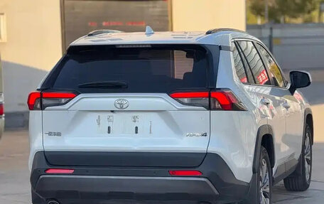 Toyota RAV4, 2024 год, 3 860 004 рублей, 6 фотография