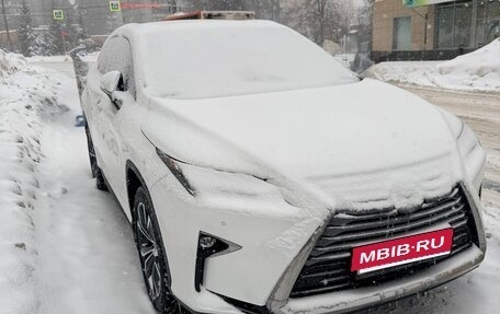 Lexus RX IV рестайлинг, 2017 год, 4 398 500 рублей, 5 фотография