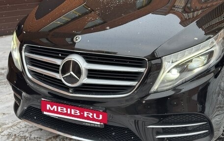 Mercedes-Benz V-Класс, 2018 год, 4 490 000 рублей, 9 фотография