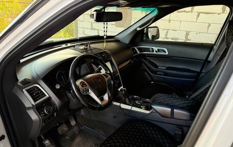 Ford Explorer VI, 2012 год, 1 800 000 рублей, 5 фотография