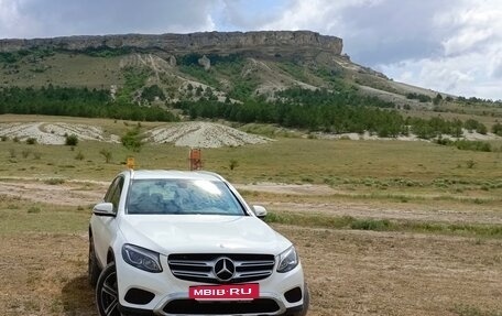 Mercedes-Benz GLC, 2017 год, 3 300 000 рублей, 2 фотография