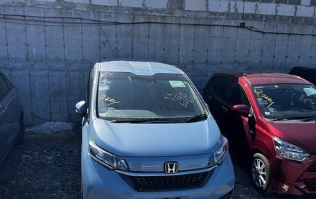 Honda Freed II, 2021 год, 2 000 000 рублей, 7 фотография