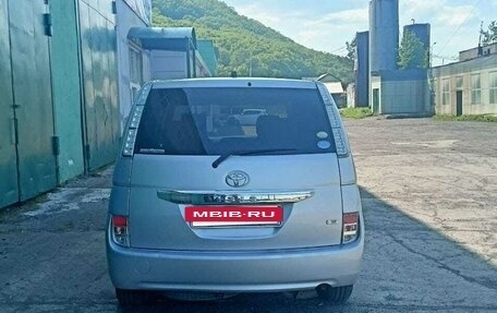 Toyota ISis I, 2011 год, 1 200 000 рублей, 10 фотография