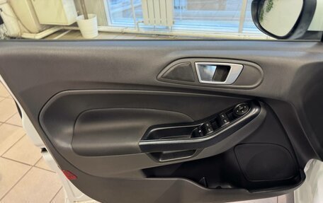 Ford Fiesta, 2016 год, 925 000 рублей, 14 фотография