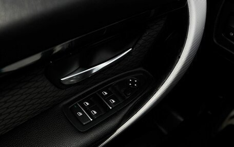 BMW 3 серия, 2017 год, 2 325 000 рублей, 12 фотография