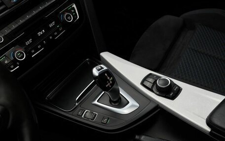 BMW 3 серия, 2017 год, 2 325 000 рублей, 10 фотография