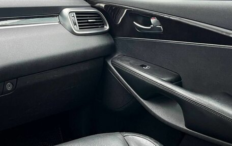 KIA Sorento III Prime рестайлинг, 2016 год, 2 240 000 рублей, 10 фотография