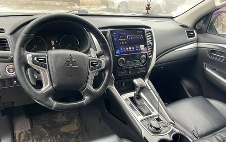 Mitsubishi Pajero Sport III рестайлинг, 2020 год, 3 550 000 рублей, 4 фотография