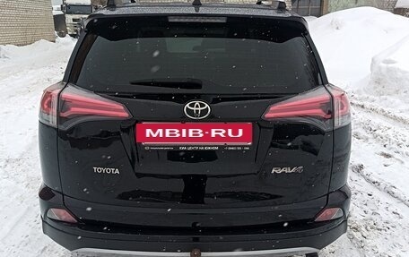 Toyota RAV4, 2017 год, 2 150 000 рублей, 2 фотография
