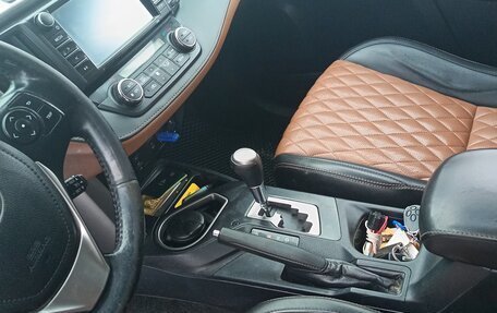 Toyota RAV4, 2017 год, 2 150 000 рублей, 10 фотография