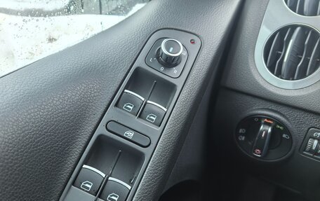 Volkswagen Tiguan I, 2012 год, 1 400 000 рублей, 16 фотография