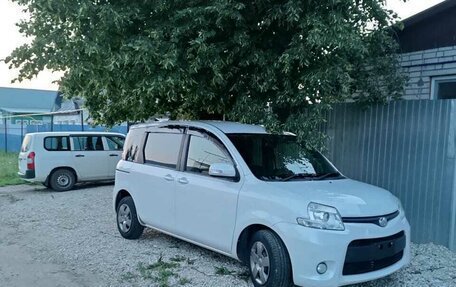 Toyota Sienta I, 2014 год, 995 000 рублей, 5 фотография