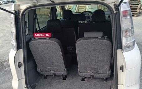 Toyota Sienta I, 2014 год, 995 000 рублей, 8 фотография
