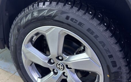 Toyota RAV4, 2022 год, 3 190 000 рублей, 8 фотография