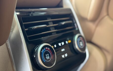 Land Rover Range Rover IV рестайлинг, 2025 год, 22 800 000 рублей, 19 фотография