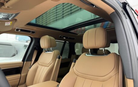 Land Rover Range Rover IV рестайлинг, 2025 год, 22 800 000 рублей, 15 фотография
