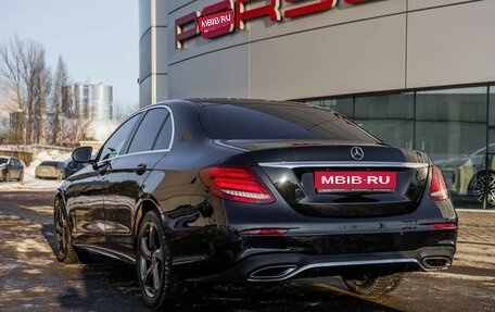 Mercedes-Benz E-Класс, 2020 год, 2 949 000 рублей, 9 фотография