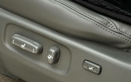 Toyota Land Cruiser Prado 120 рестайлинг, 2007 год, 2 100 000 рублей, 12 фотография