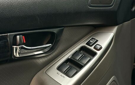 Toyota Land Cruiser Prado 120 рестайлинг, 2007 год, 2 100 000 рублей, 15 фотография