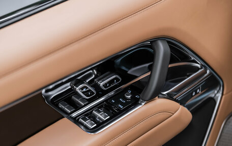 Land Rover Range Rover IV рестайлинг, 2025 год, 23 800 000 рублей, 28 фотография