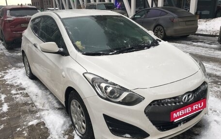 Hyundai i30 II рестайлинг, 2014 год, 890 000 рублей, 2 фотография