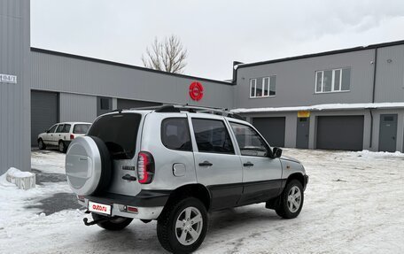 Chevrolet Niva I рестайлинг, 2004 год, 330 000 рублей, 3 фотография