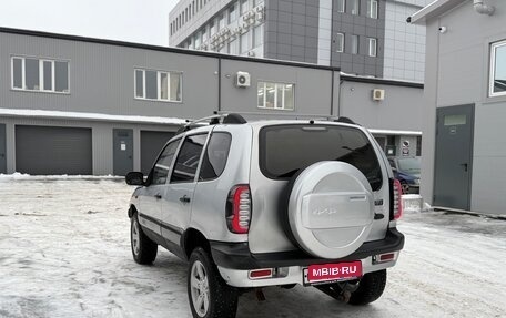 Chevrolet Niva I рестайлинг, 2004 год, 330 000 рублей, 4 фотография