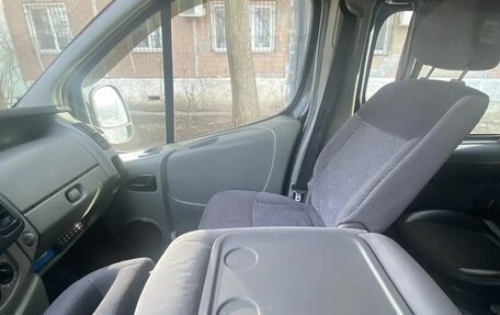 Renault Trafic, 2008 год, 1 570 000 рублей, 8 фотография