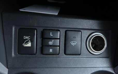 Toyota RAV4, 2007 год, 1 400 000 рублей, 17 фотография