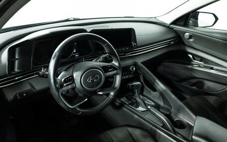 Hyundai Elantra, 2021 год, 2 299 700 рублей, 11 фотография