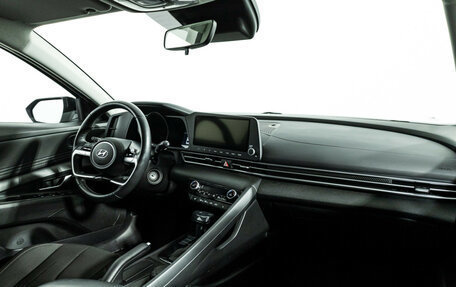 Hyundai Elantra, 2021 год, 2 299 700 рублей, 9 фотография
