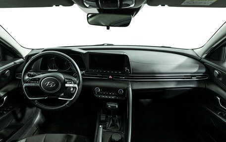 Hyundai Elantra, 2021 год, 2 299 700 рублей, 13 фотография