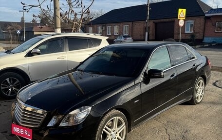 Mercedes-Benz E-Класс, 2012 год, 1 550 000 рублей, 1 фотография