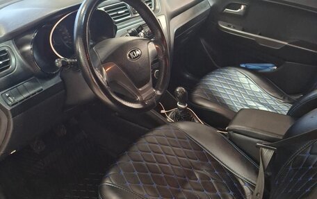 KIA Rio III рестайлинг, 2015 год, 679 000 рублей, 2 фотография