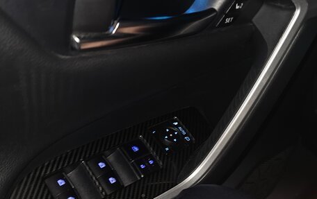 Toyota RAV4, 2020 год, 3 900 000 рублей, 8 фотография