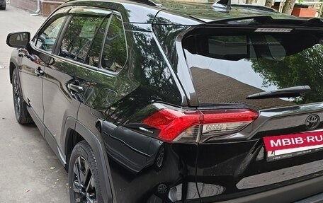 Toyota RAV4, 2020 год, 3 900 000 рублей, 6 фотография