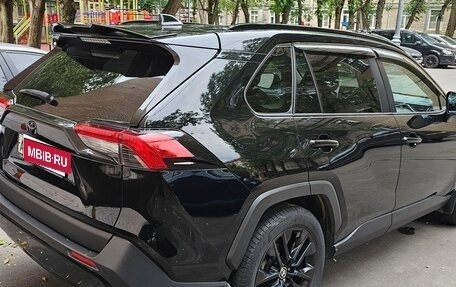 Toyota RAV4, 2020 год, 3 900 000 рублей, 5 фотография