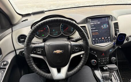 Chevrolet Cruze II, 2012 год, 680 000 рублей, 3 фотография