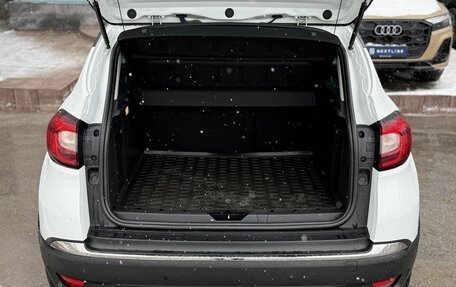 Renault Kaptur I рестайлинг, 2016 год, 1 550 000 рублей, 31 фотография