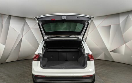 Volkswagen Tiguan II, 2018 год, 2 475 000 рублей, 12 фотография