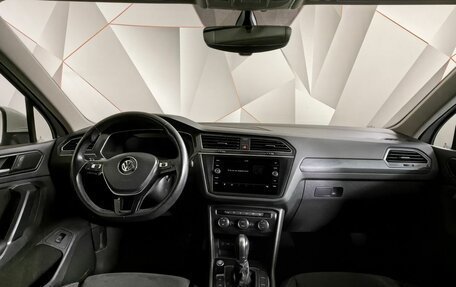 Volkswagen Tiguan II, 2018 год, 2 475 000 рублей, 14 фотография