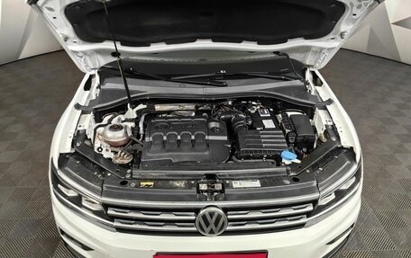 Volkswagen Tiguan II, 2018 год, 2 475 000 рублей, 11 фотография