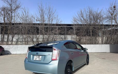 Toyota Prius, 2015 год, 1 500 000 рублей, 3 фотография