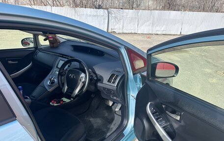 Toyota Prius, 2015 год, 1 500 000 рублей, 11 фотография