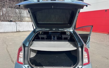 Toyota Prius, 2015 год, 1 500 000 рублей, 16 фотография