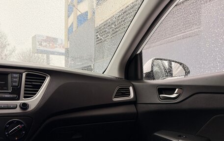 Hyundai Solaris II рестайлинг, 2019 год, 1 000 000 рублей, 10 фотография