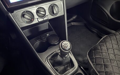 Volkswagen Polo VI (EU Market), 2018 год, 1 100 000 рублей, 25 фотография