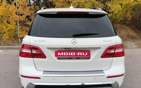 Mercedes-Benz M-Класс, 2015 год, 2 600 000 рублей, 4 фотография