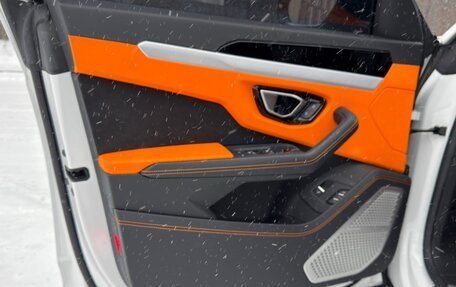 Lamborghini Urus I, 2022 год, 28 900 000 рублей, 16 фотография